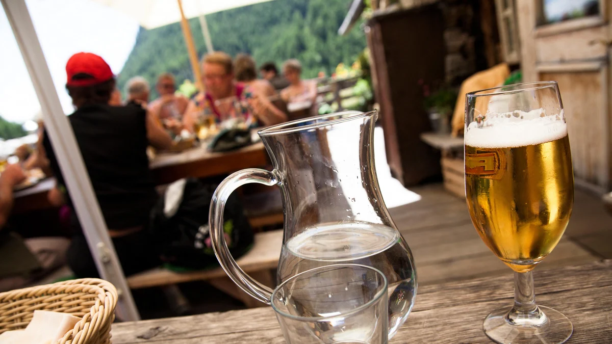 Los restaurantes italianos podrán negarse a servir agua del grifo incluso cuando el cliente esté dispuesto a pagarla
