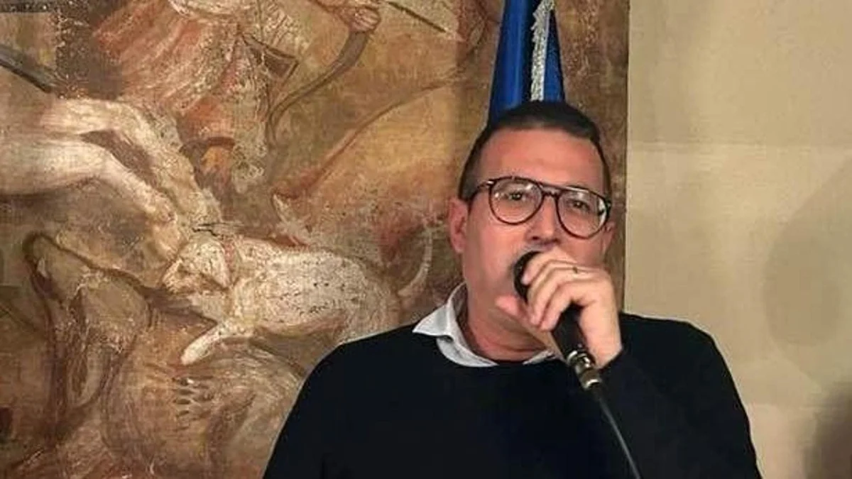 Sirmione, l’assessore Padovan entra nel movimento di Vannacci: e la sindaca gli toglie le deleghe