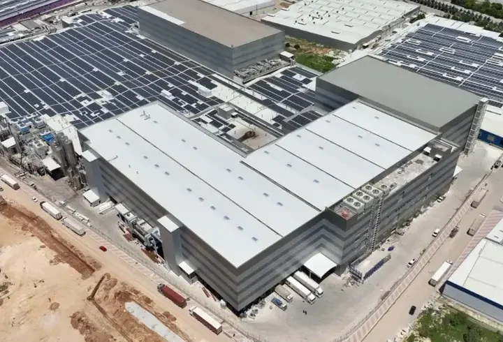 Toplamda 1 milyar dolar yatırım yaptı, 100 milyon dolarlık yeni fabrikasını açtı