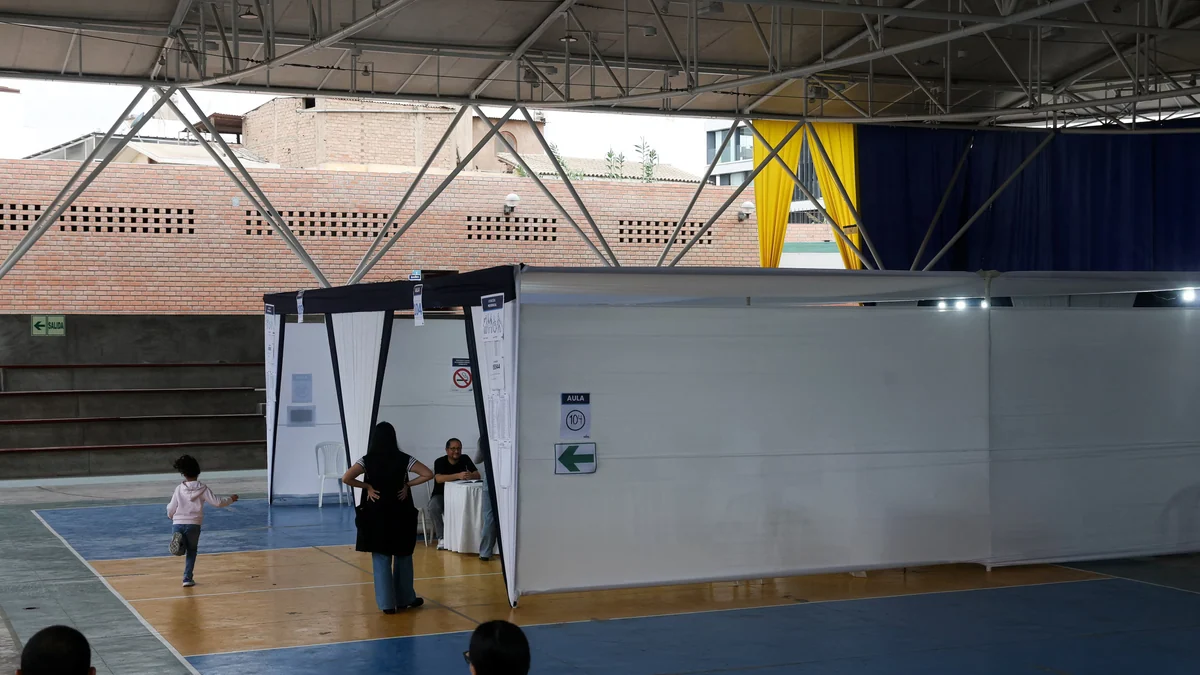 Ministerio Público denuncia que dos fiscales fueron secuestrados por policías tras hallar cédulas de votación marcadas en Ucayali