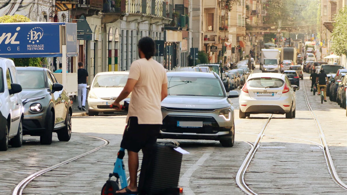 Scatta l'obbligo di assicurazione per i monopattini, costo tra 35 e 55 euro