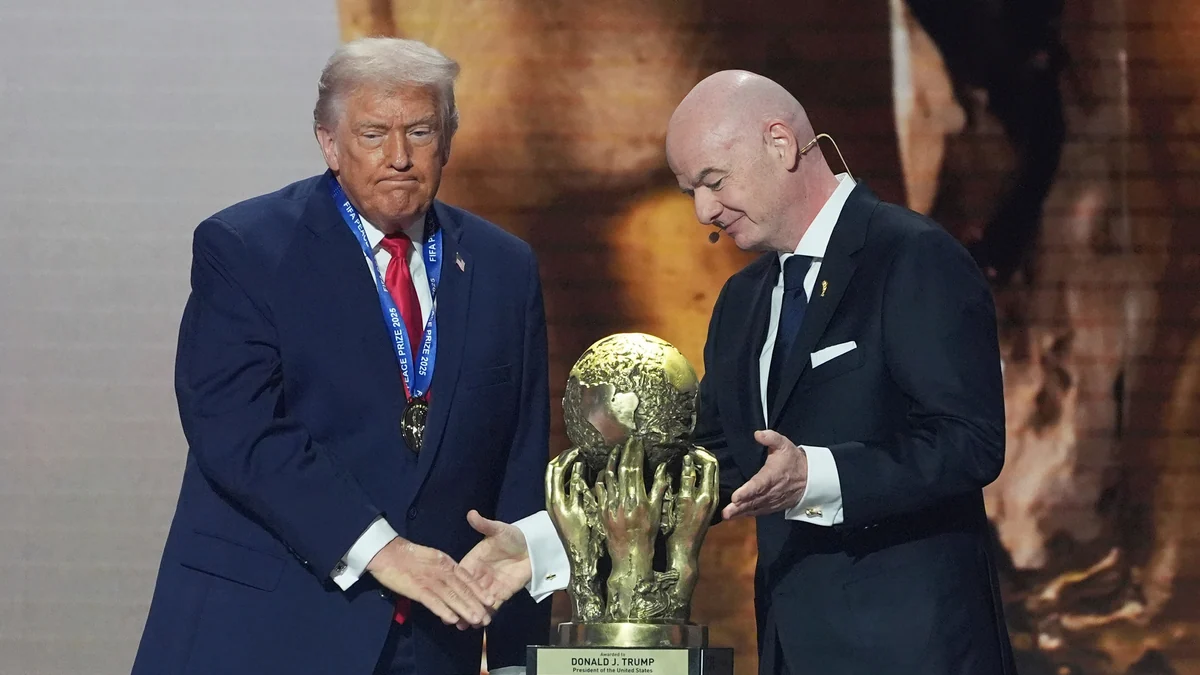 Trump e Infantino: ocho años de amistad y tarjetas rojas