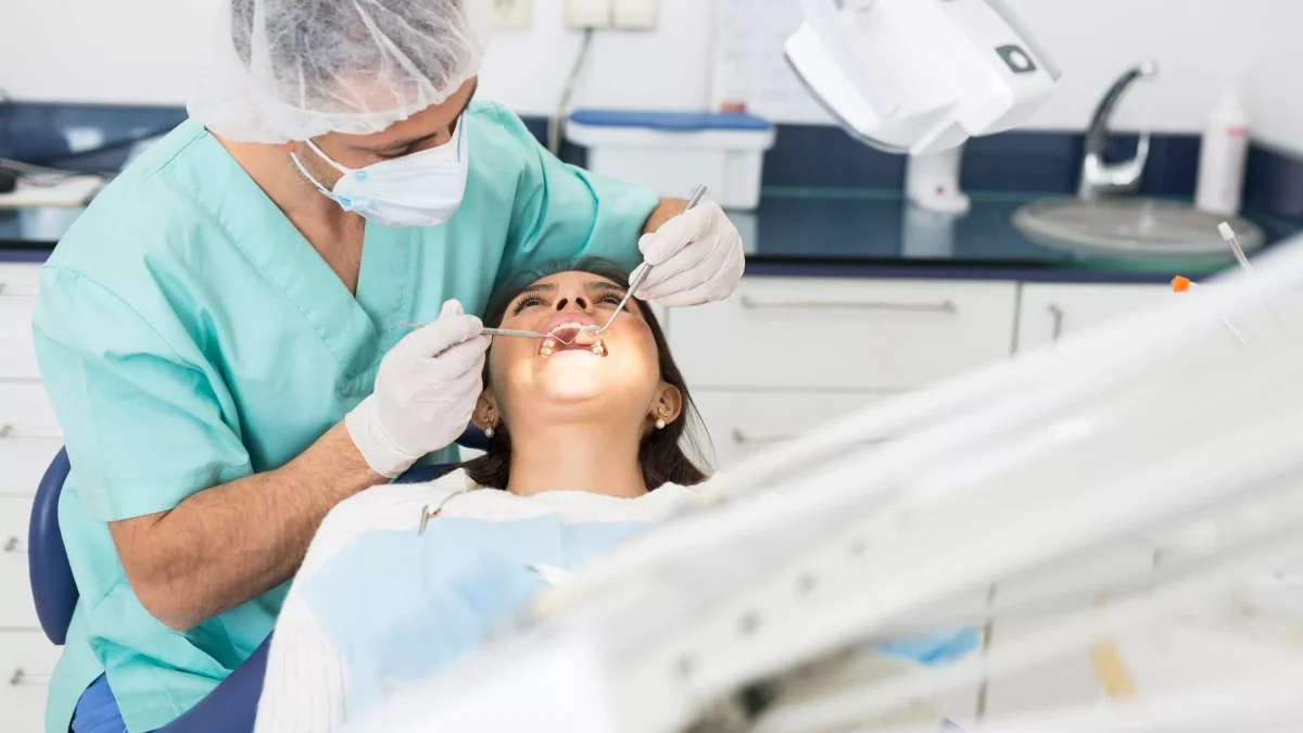 «Il m’a arraché des dents bonnes» : un dentiste jugé pour des dizaines de mutilations en Lozère