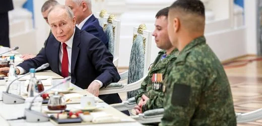 Ukraine-Krieg: Russland baut ein eigenes Starlink. Wie gut ist das System?