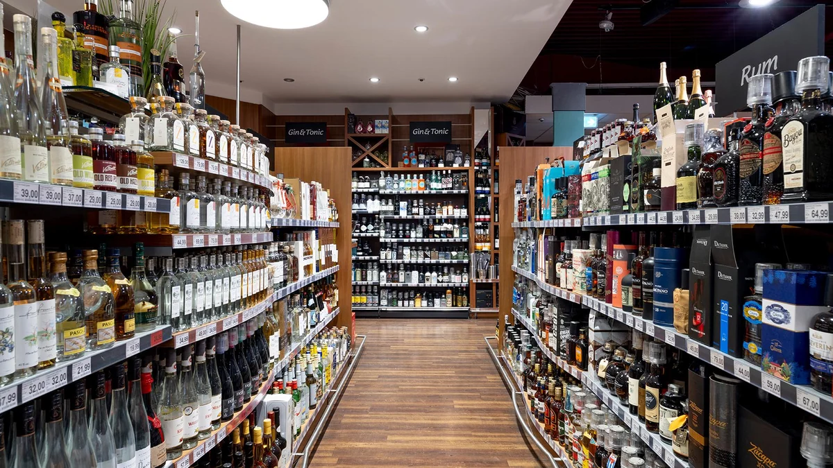 Ärzteverband fordert, Schnaps nur noch in Lizenzshops zu verkaufen