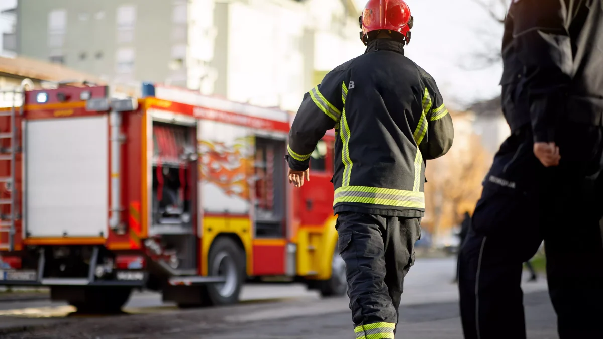 Deux morts dans un incendie dans un immeuble de la banlieue lyonnaise
