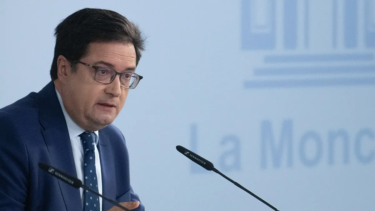 El Gobierno desbloquea la jubilación parcial de los empleados públicos: permitirá la contratación de interinos