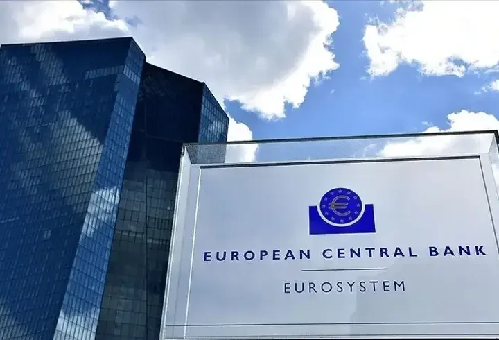 ECB 3 yıl sonra faiz artırdı! Avrupa Merkez Bankası'ndan 25 baz puanlık hamle