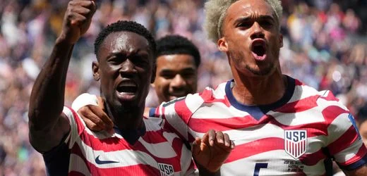 Fußball-WM 2026: USA stehen nach 2:0 gegen Australien in der nächsten Runde