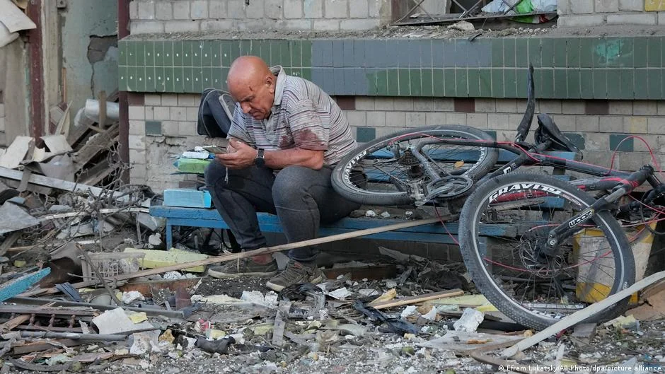 Rusya'dan Kiev'e gece saldırısı: En az 13 sivil öldü