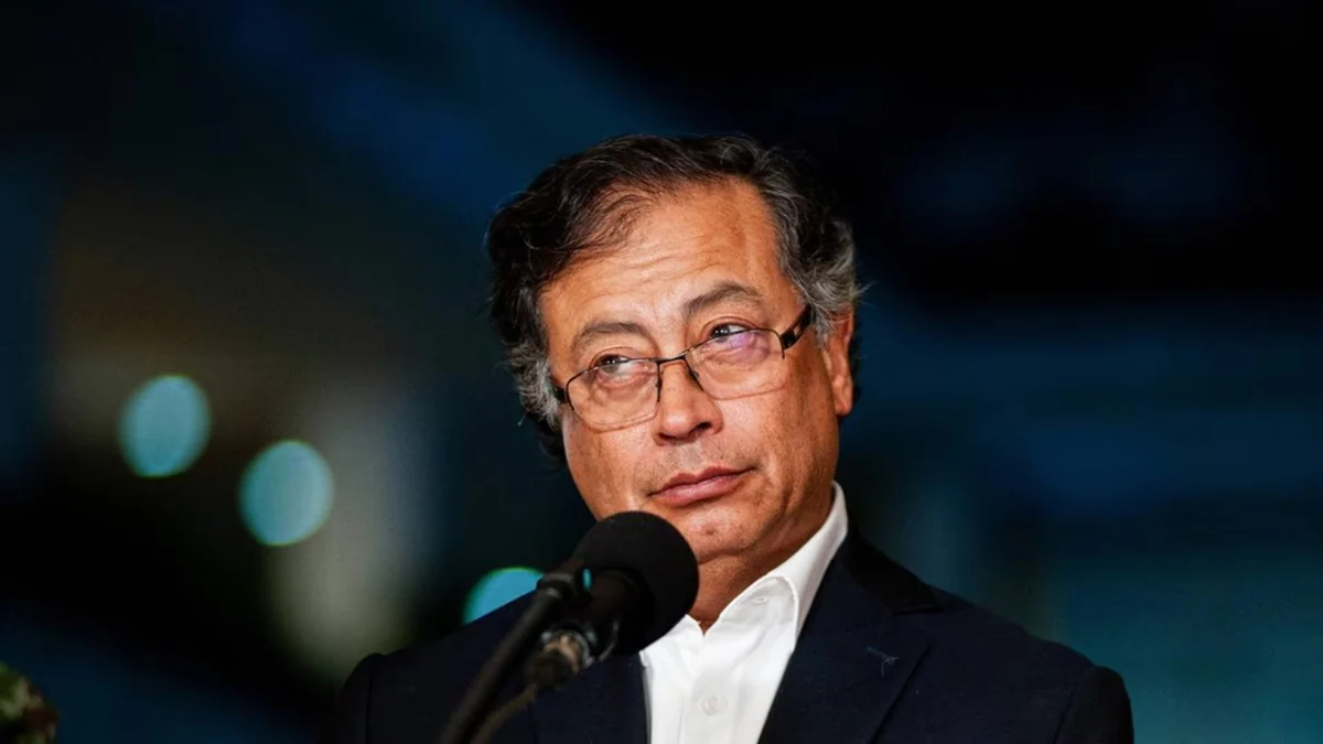 Petro pidió investigar a los dueños de bodegas digitales que habrían manipulado el debate político alrededor de la constituyente: “Denunciaré”