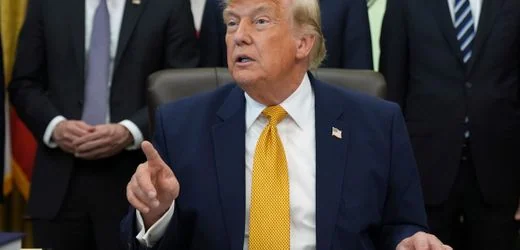 Straße von Hormus: Trump widerspricht Berichten über iranische Durchfahrtsgebühren