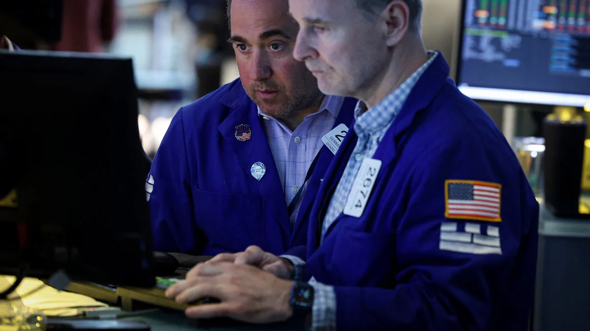 Mercados: subieron las acciones y bajaron los bonos argentinos en el cierre de una semana volátil
