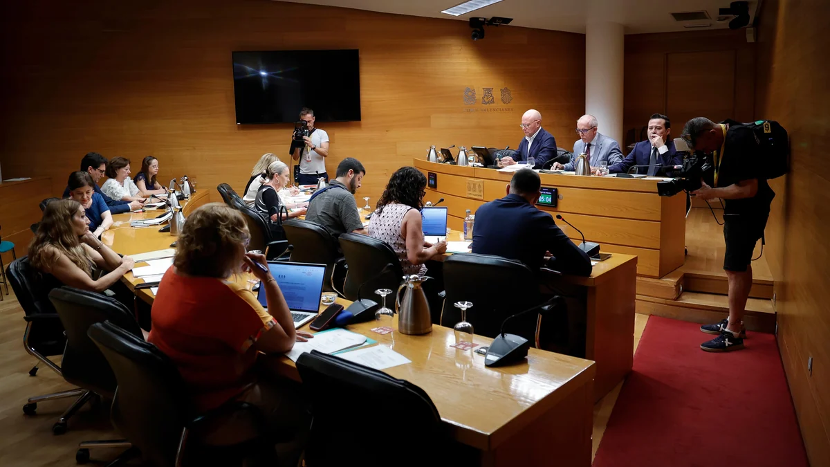 Vox impone su “prioridad nacional” al PP en los Presupuestos de la Generalitat Valenciana