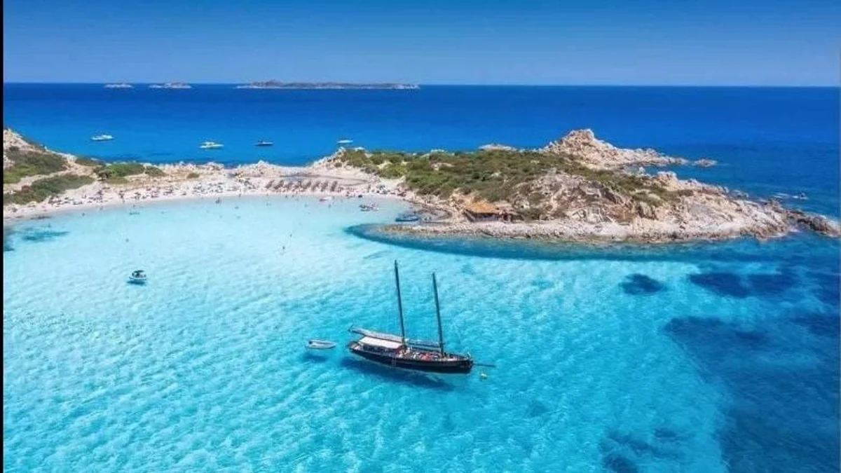 Ombra vietata agli adulti, estate di novità e polemiche sugli ombrelloni