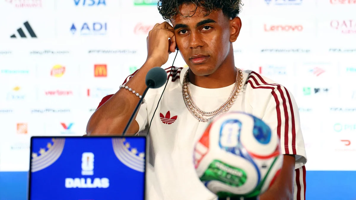Lamine Yamal responde a la prensa antes del partido contra Francia: “Vosotros decís que no estoy a mi mejor nivel, así que no tenéis que esperar nada de mí”