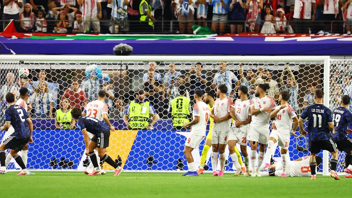 El particular caso de Giovani Lo Celso: debutó en un Mundial tras sus fallidas experiencias y marcó un gran gol de tiro libre para Argentina