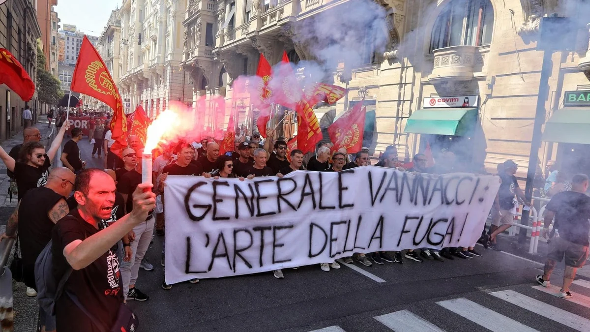 Genova, corteo in centro e Albaro blindata per l’arrivo di Vannacci, Bizzarri: “Sorridete di lui”