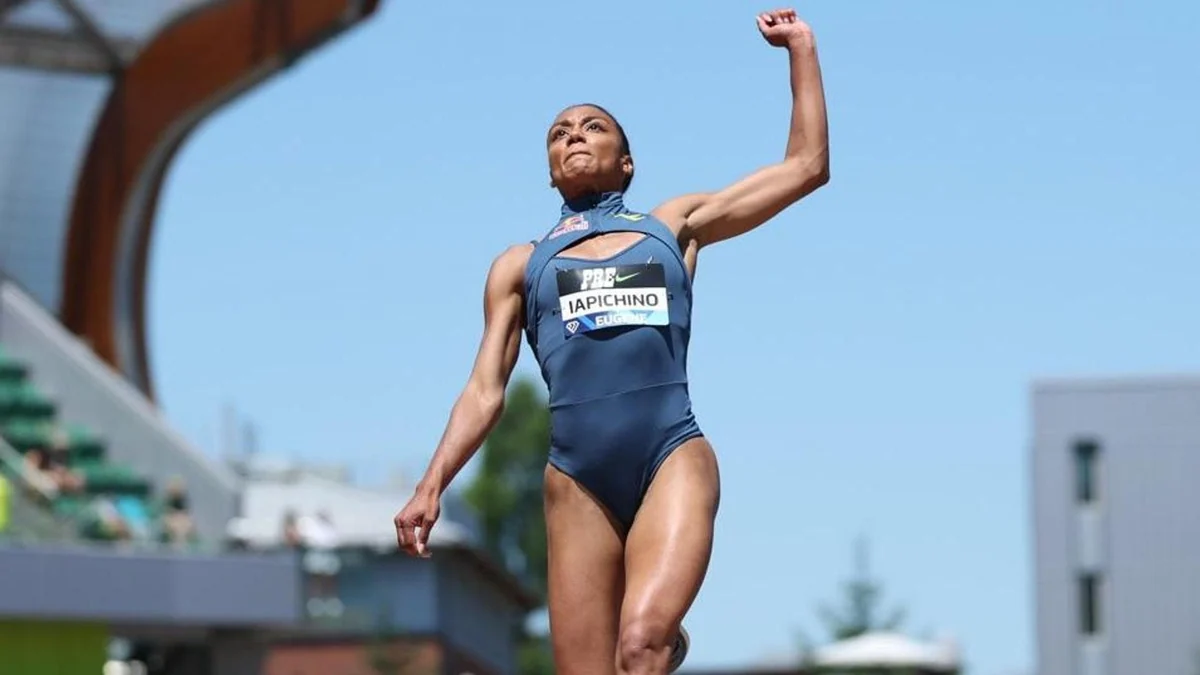 Larissa Iapichino toglie il record italiano a mamma Fiona May: 7.12 nel salto in lungo