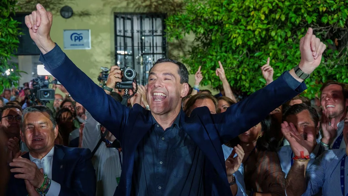 Juanma Moreno revalida la presidencia de la Junta gracias al apoyo de Vox y abre una nueva etapa de gobierno de coalición en Andalucía