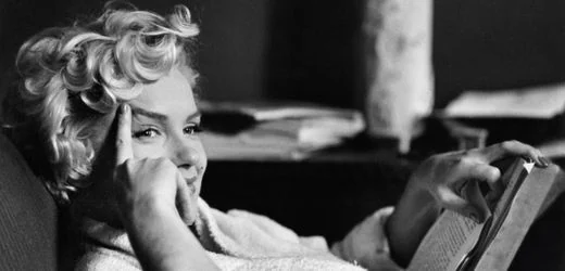 Marilyn Monroe: Mehr als ein Sexsymbol – Schauspielerin, Stilikone, Geschäftsfrau
