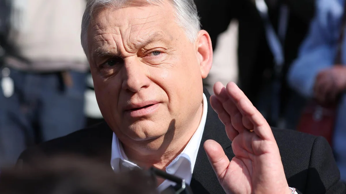 Orbán continuará al frente de su partido Fidesz a pesar de su histórica derrota electoral