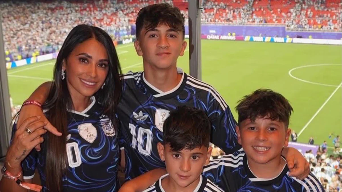 El posteo de Antonela Roccuzzo para celebrar el pase de Argentina a las semifinales del Mundial: “Un pasito más”