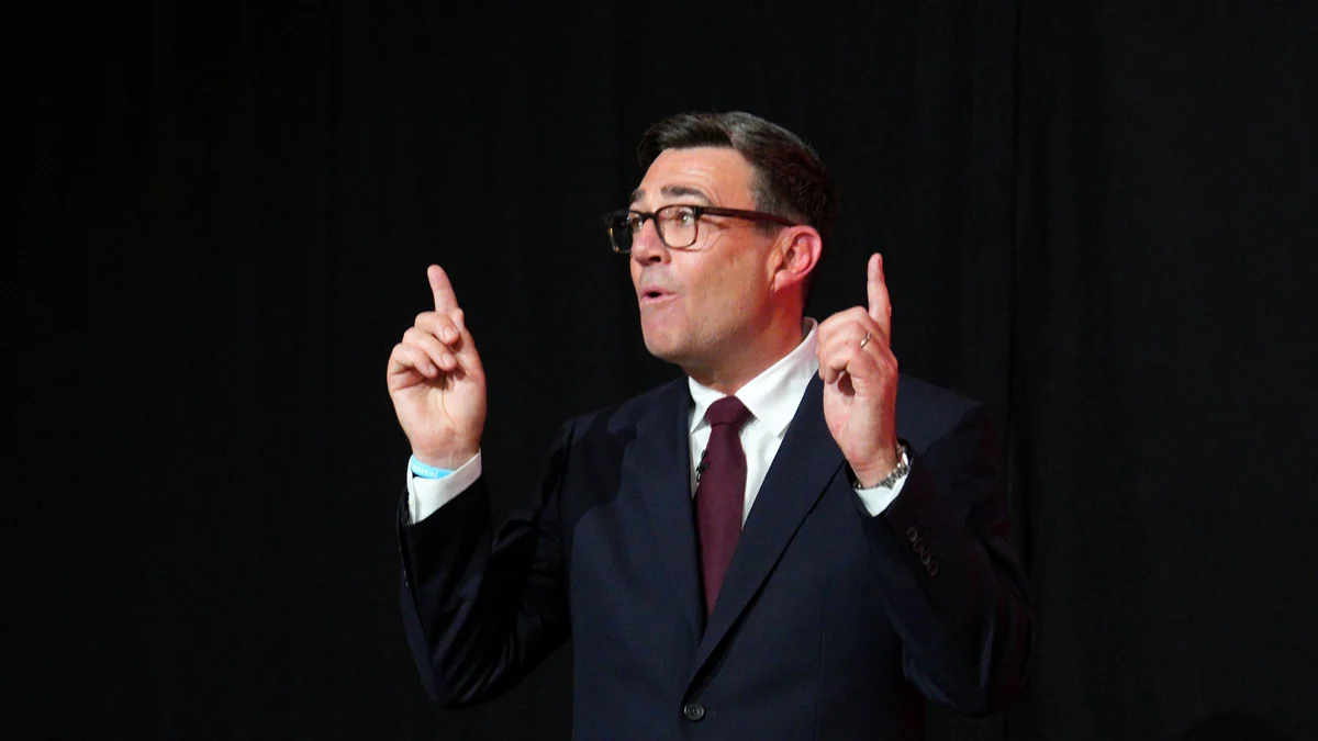 Andy Burnham y su 'Manchesterismo': el 'eslogan' de un político en busca de una política