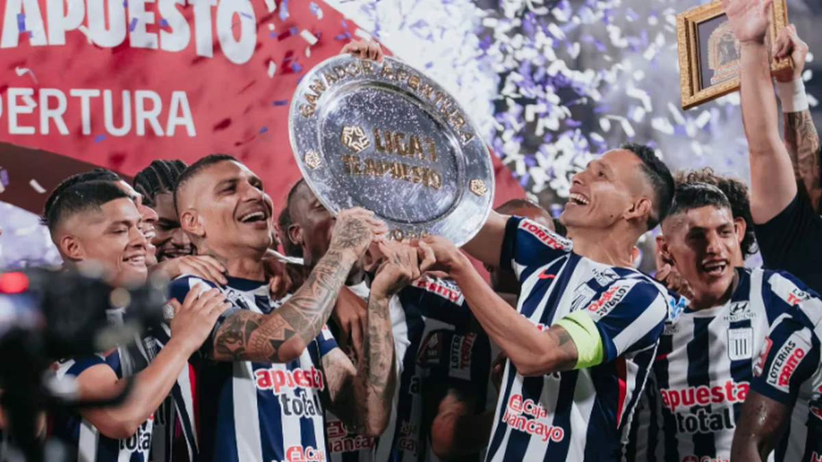 La Comisión Disciplinaria de la FPF archiva la denuncia de Universitario contra Paolo Guerrero y Renzo Garcés