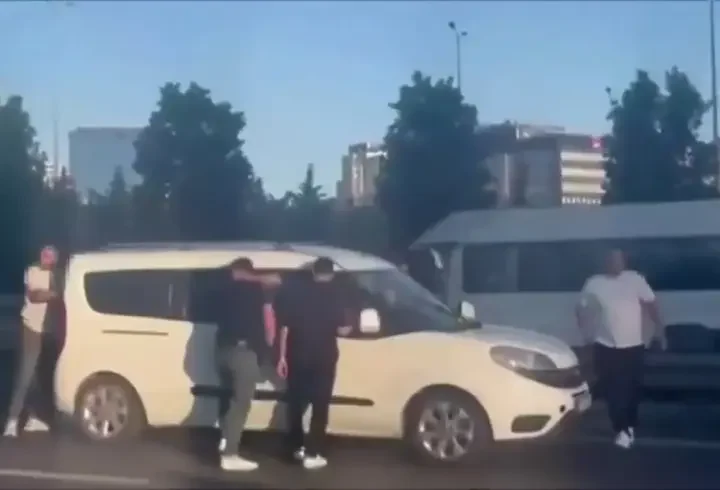Zeytinburnu'ndan kaçak göçmenlere yer temin eden ve sınır illerine taşıyan 4 şüpheli yakalandı