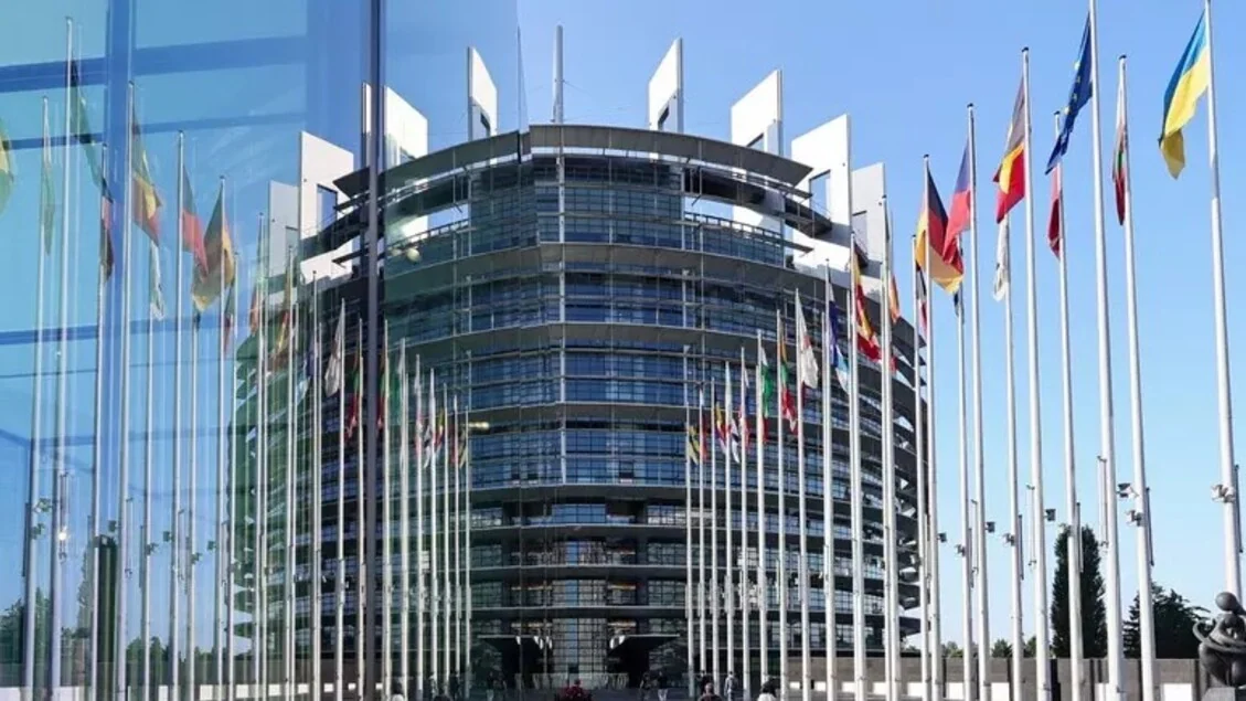 Via libera finale dell'Eurocamera alla stretta sui rimpatri