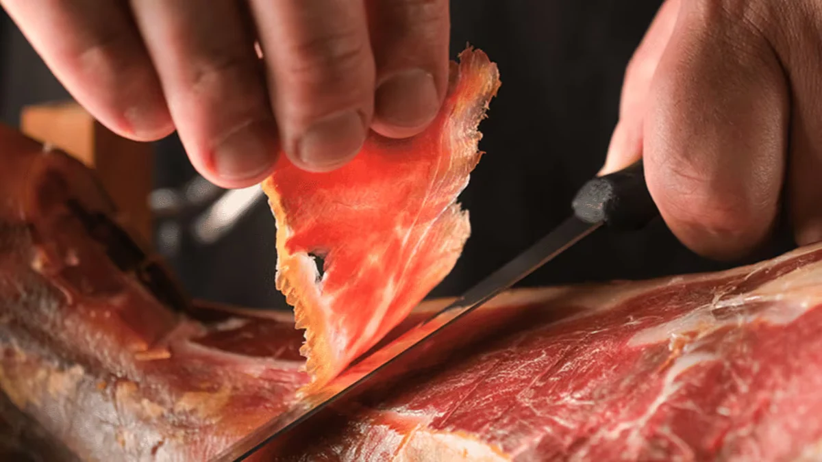 Un jamón extremeño de 5.000 euros, el primer ibérico español premiado por la exclusiva guía francesa Monde Selection