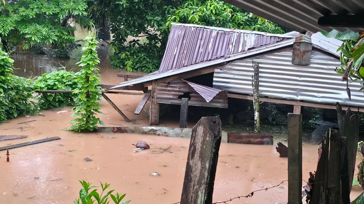 Más de 300 familias evacuadas y daños en viviendas por lluvias intensas en distintas zonas de Nicaragua