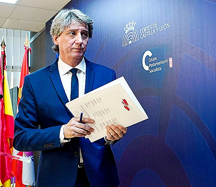 Dos rostros nuevos, las grandes dudas del Comité Federal del PSOE: los "desalineados" Cotrina y Martínez