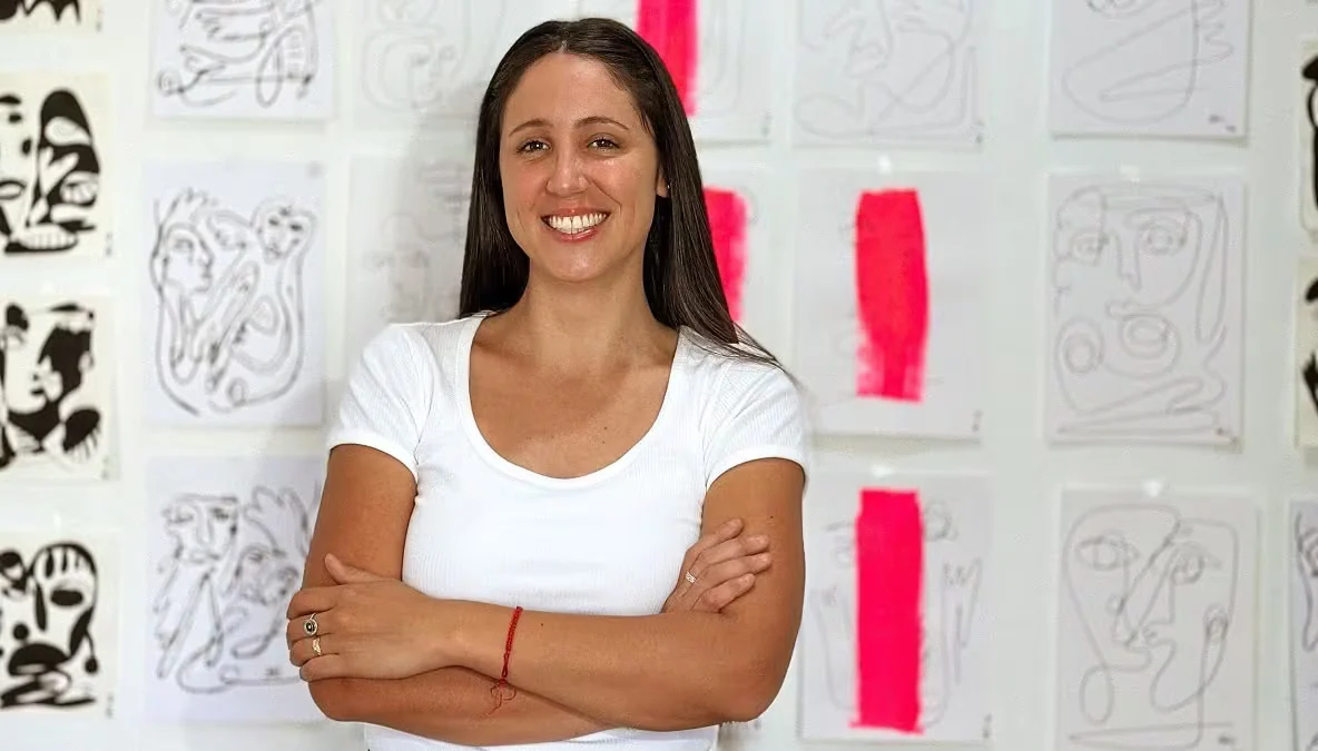Crear para sanar: la artista uruguaya que promueve el arte como terapia cotidiana