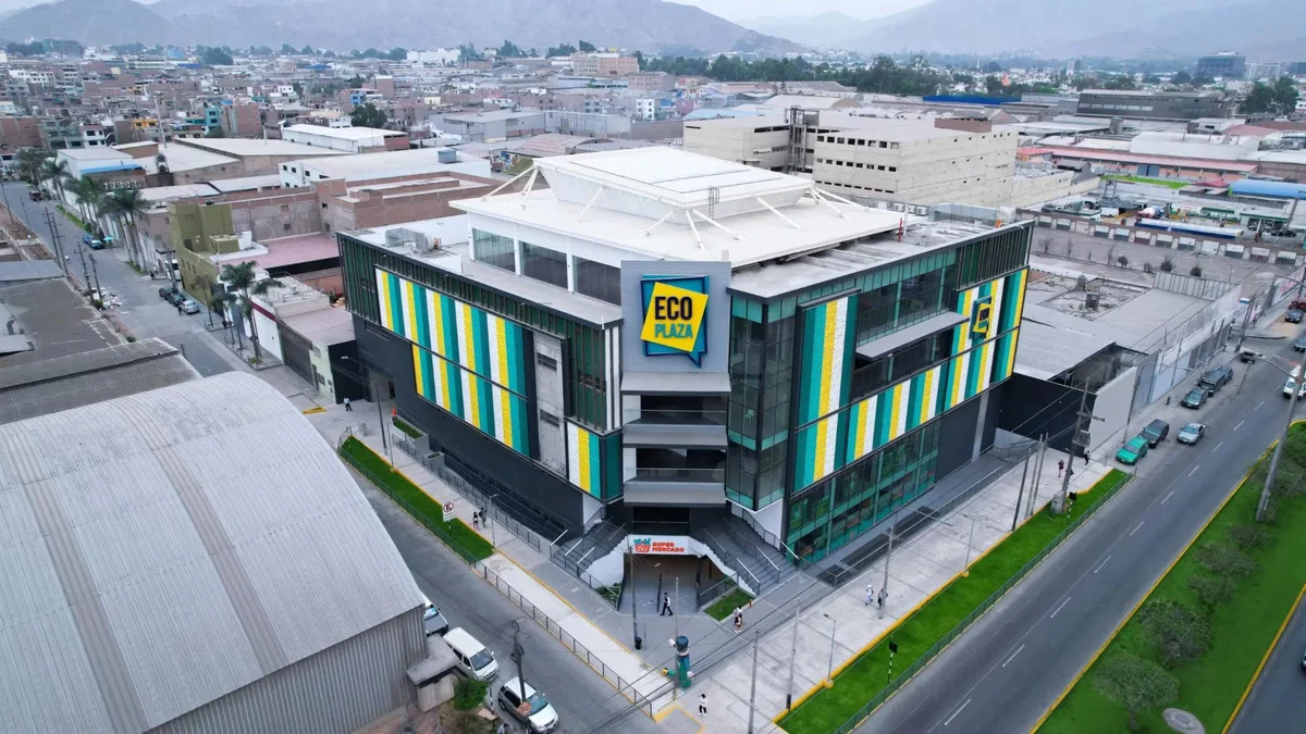 Joven empresario peruano sorprende y anuncia inversión de USD 150 millones en 12 centros comerciales en Perú