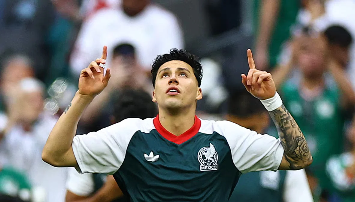 Tiene estilo brasileiro: Cafú destaca similitudes entre él y Jorge Sánchez de la Selección Mexicana