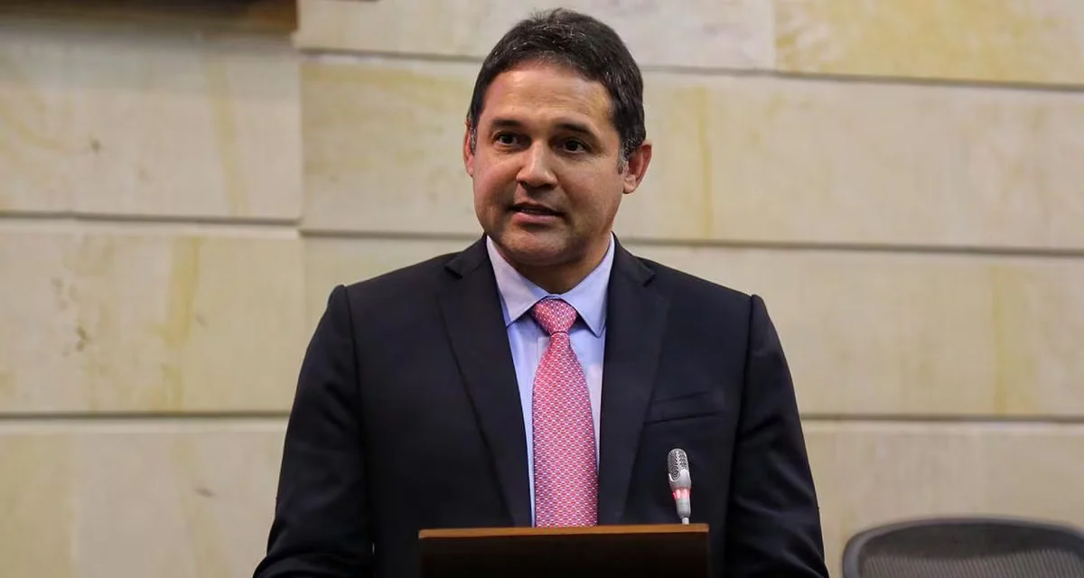 Honorio Henríquez es el nuevo presidente del Senado: el congresista del Centro Democrático dirigirá la corporación durante el primer año legislativo