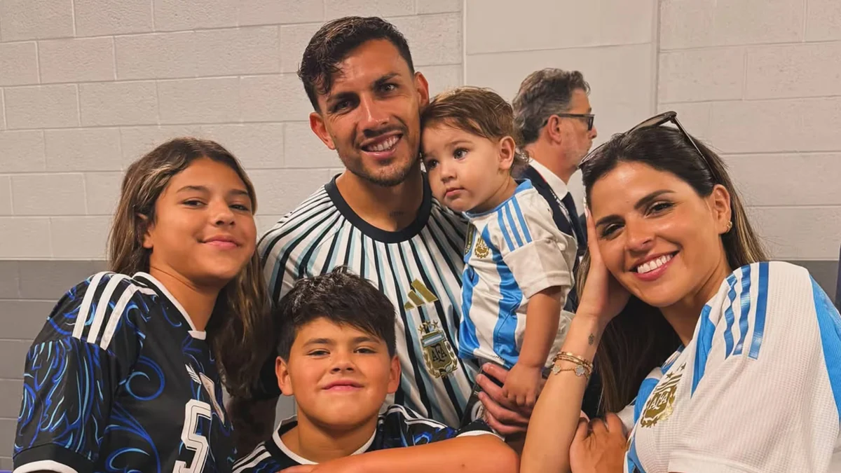 La sorpresa de Camila Galante y sus hijos para recibir a Leandro Paredes