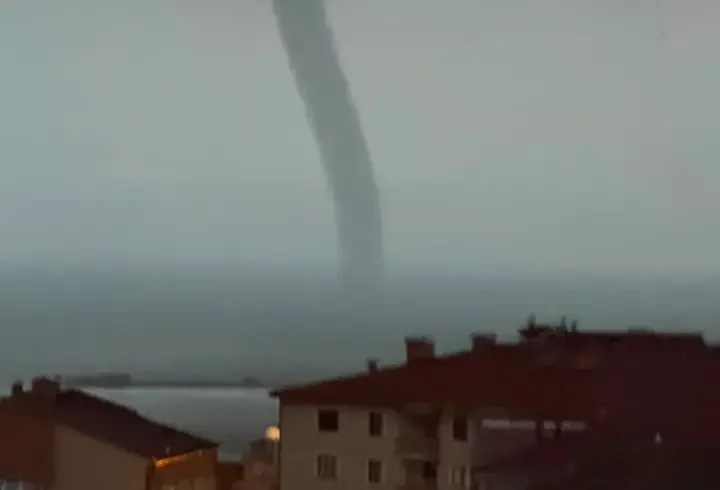 Ereğli’de denizde hortum oluştu