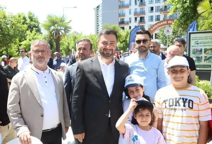 Kağıthane Belediye Başkanı Öztekin, vatandaşların talep ve önerilerini dinledi