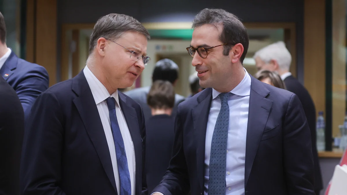 Bruselas apunta a bares y hoteles: propone a España subir el IVA al 21% para elevar la recaudación en hasta 7.000 millones