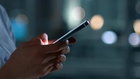 Heimliche Überwachung: Regierung bricht ihr Schweigen bei stillen SMS
