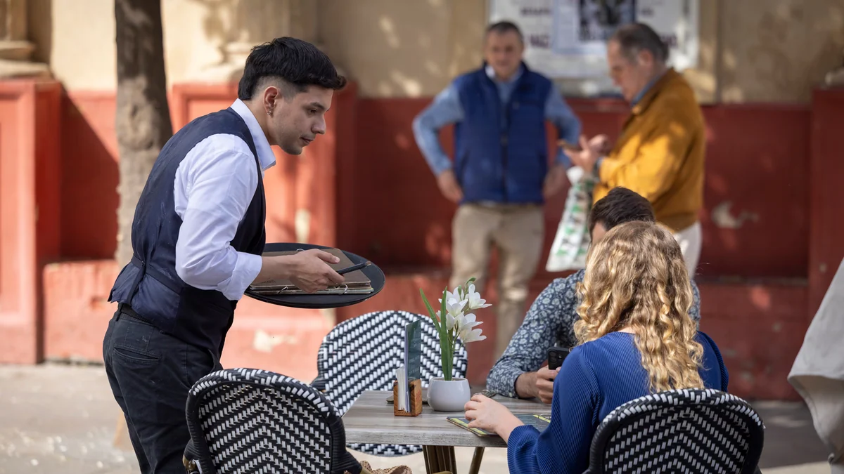 La rotación extrema de personal en la hostelería: una baja por cada nuevo contrato