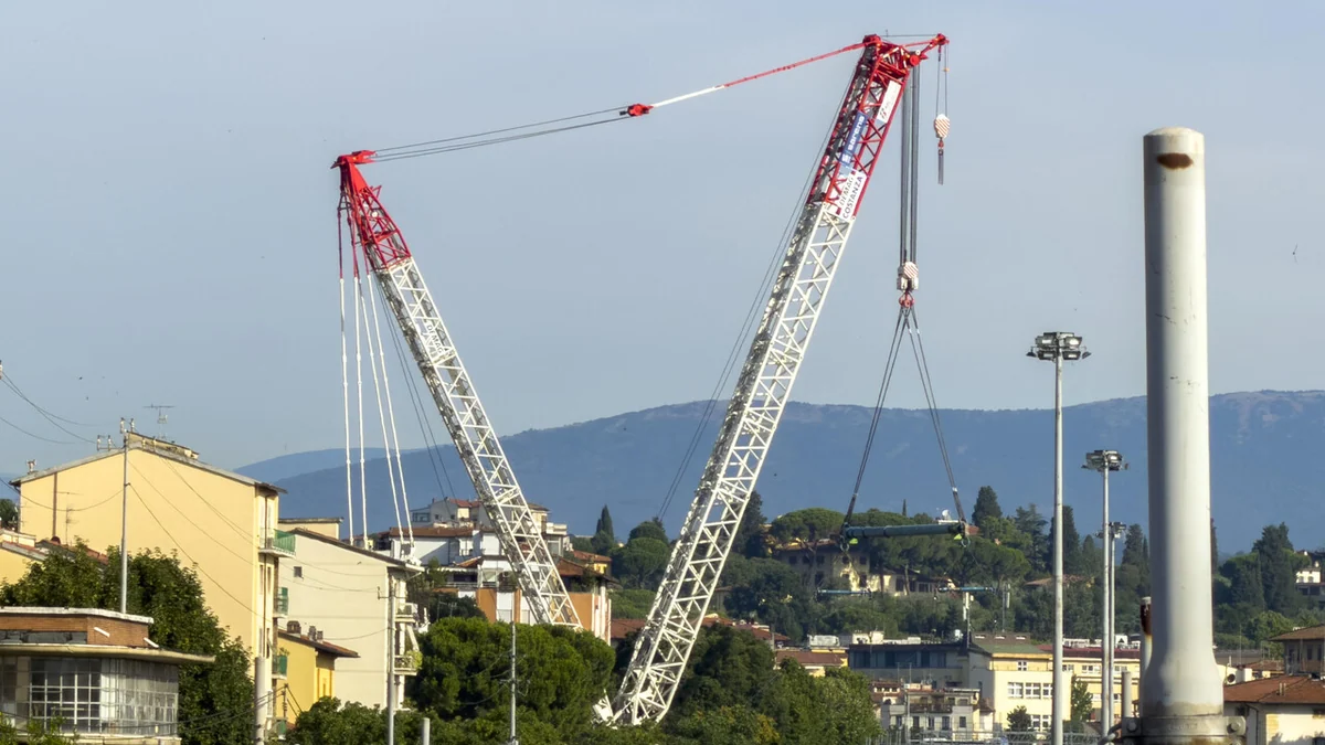 Lavori al ponte di Firenze, Italia divisa in 2 ma disagi contenuti per lo stop dei treni
