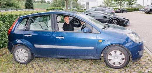 Fußball-Bundesliga: Warum fahren Sie als Fußballprofi einen 20 Jahre alten Ford Fiesta, Grischa Prömel?