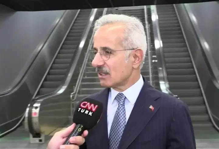 SON DAKİKA | Bakan Uraloğlu: Metro ağını örümcek ağı gibi örüyoruz