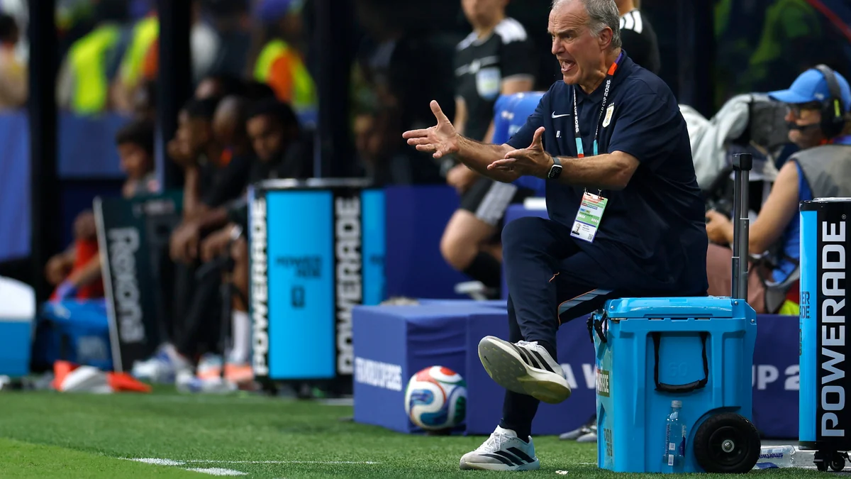 Marcelo Bielsa, el "tóxico" que hace mejor al fútbol