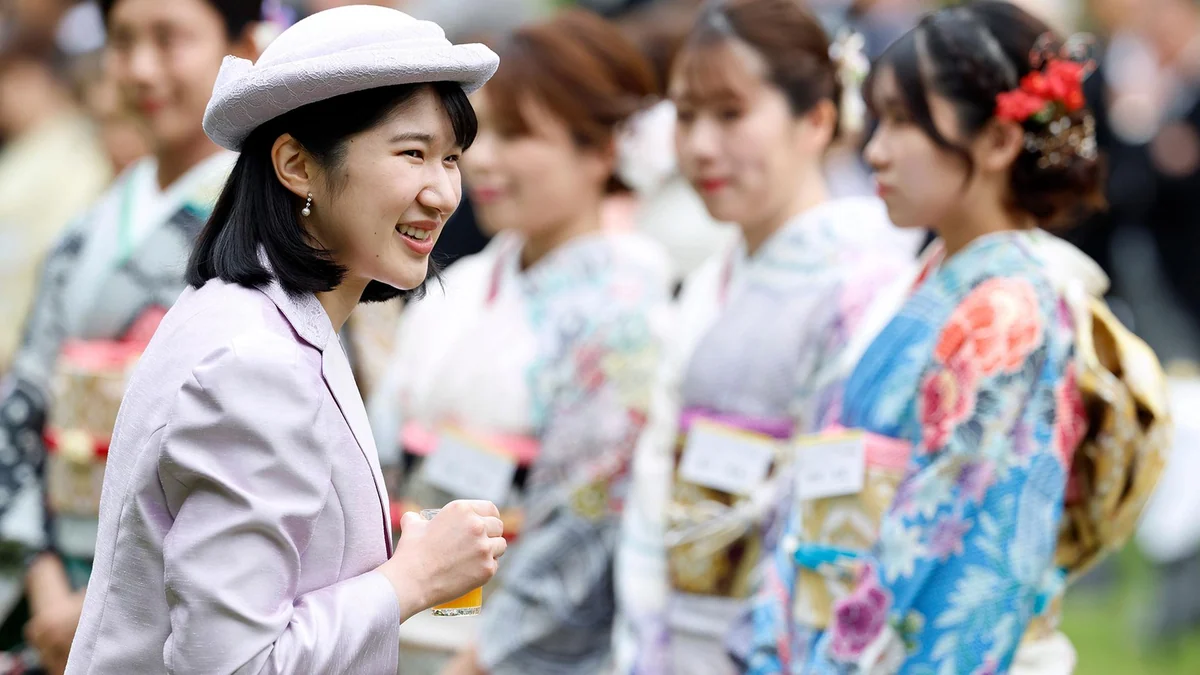 Adoption soll Japans Monarchie retten - Frauen bleiben ausgeschlossen