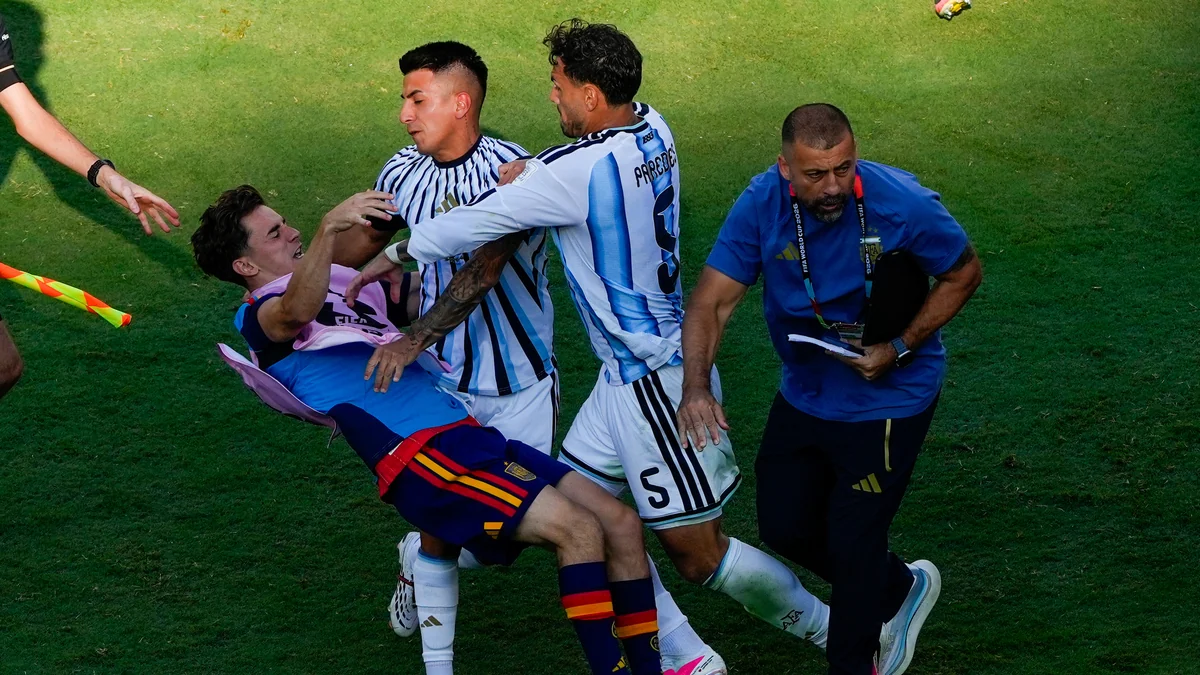Messi dice adiós entre lágrimas en una Argentina impotente y furiosa: "Tenemos que ser grandes en la derrota"